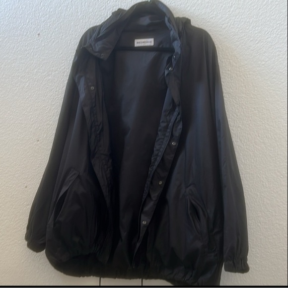 Balenciaga
Balenciaga 7-language assault suit jacket - Picture 5 of 13